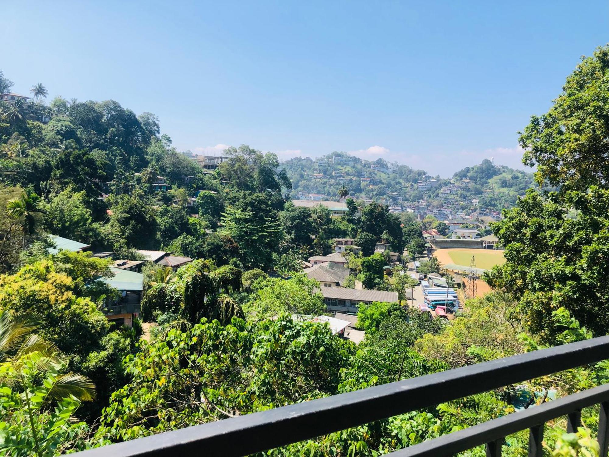 Kandy Dilruk Homestay Exterior foto