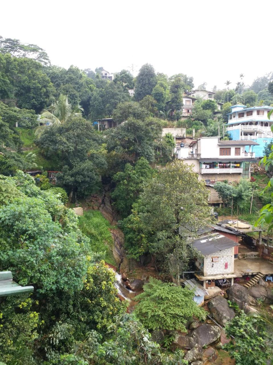 Kandy Dilruk Homestay Exterior foto